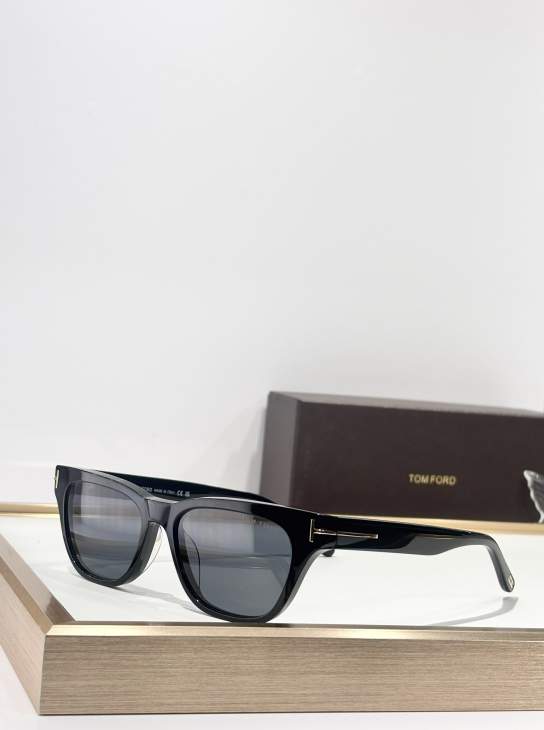 Picture of Tom Ford Sunglasses _SKUfw76704715fw